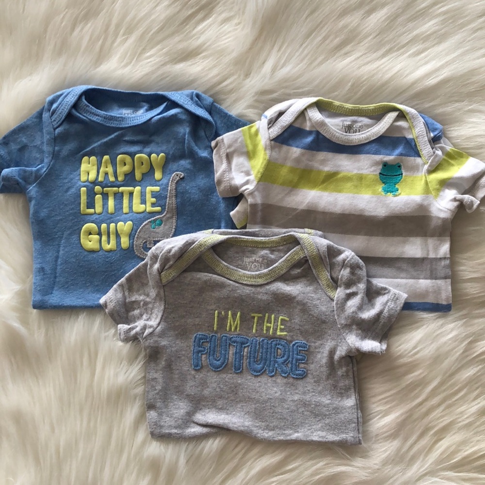 Carter’s 3M Dinosaurs Onesie Set